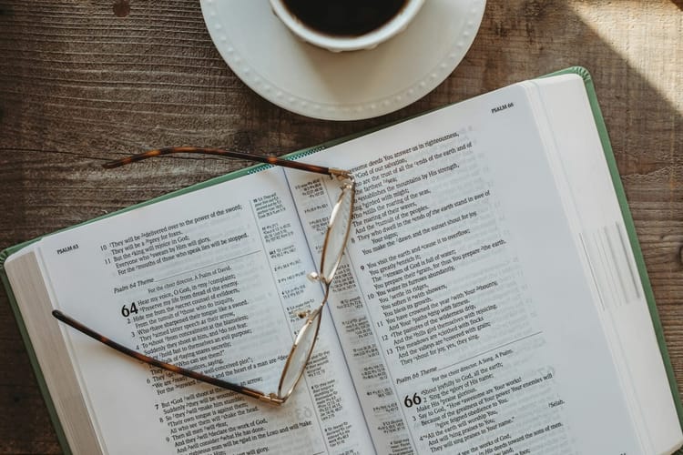 Pendalaman Alkitab: Tinggal di Dalam Dia